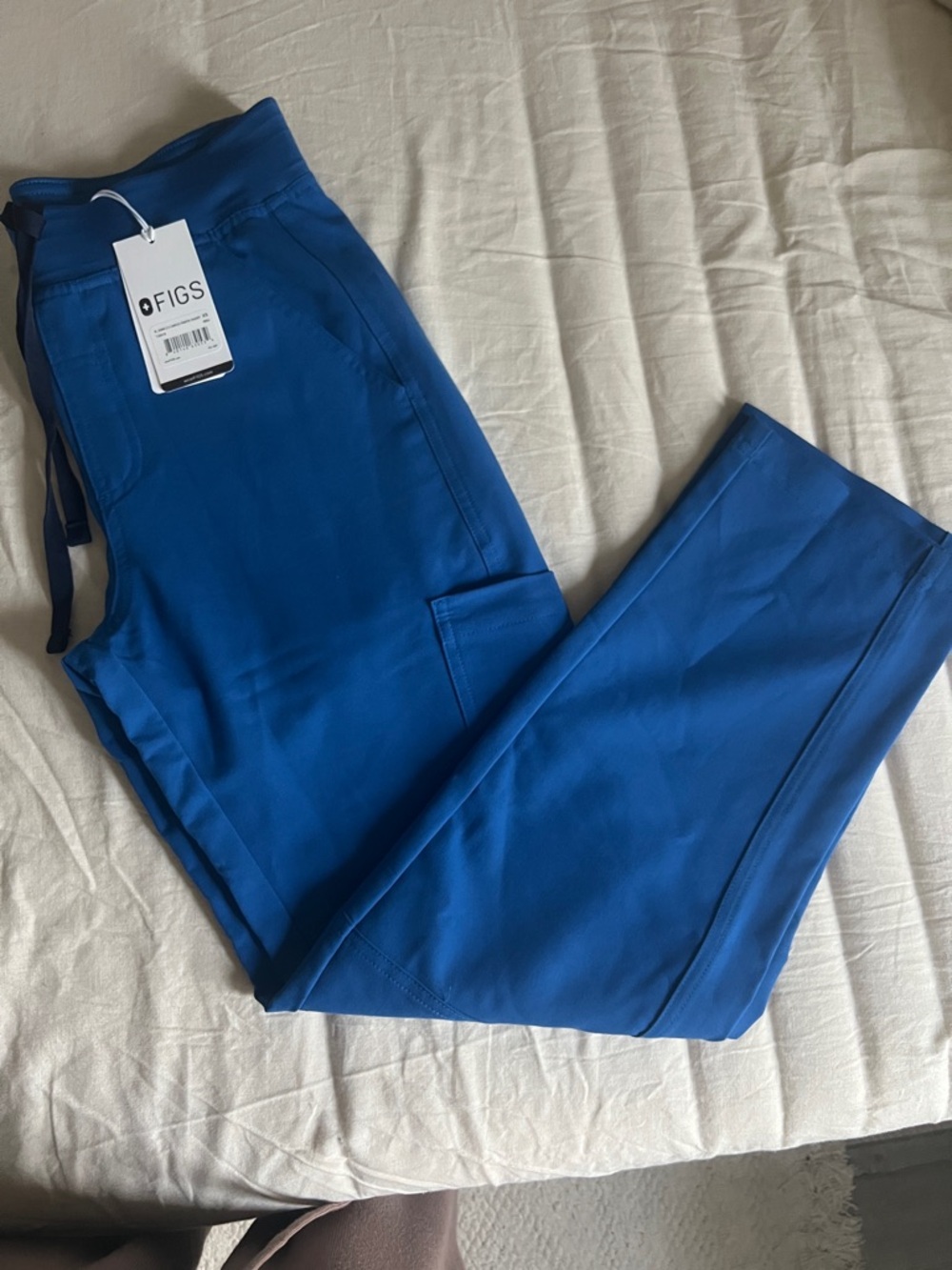 Figs Men’s Royal Blue AXIM cargo pants